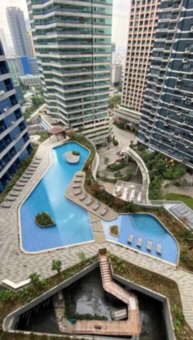 Great View 1 Bedroom Condo In Makati Near Trident Tower มะนิลา ภายนอก รูปภาพ