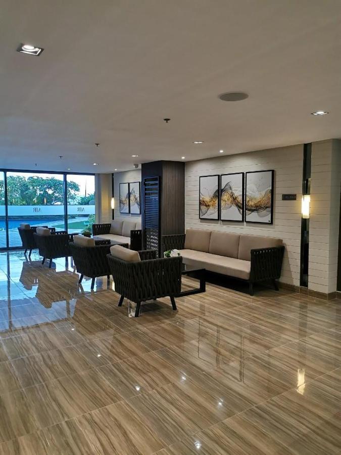 Great View 1 Bedroom Condo In Makati Near Trident Tower มะนิลา ภายนอก รูปภาพ